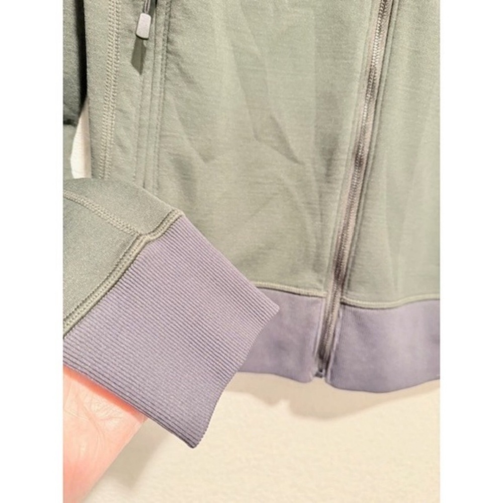 Columbia Olive and Charcoal Jacket - Picture 4 of 7